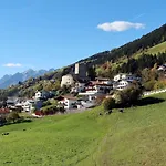 公寓 Burg Biedenegg-trautson By Interhome *