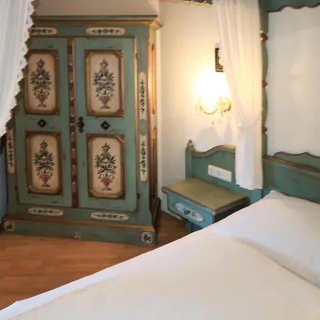 Apartamento Burg Biedenegg-trautson By Interhome