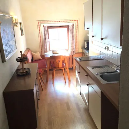 Apartment Burg Biedenegg-trautson - Fie202 By Interhome