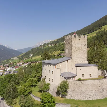 Apartamento Burg Biedenegg-trautson By Interhome *